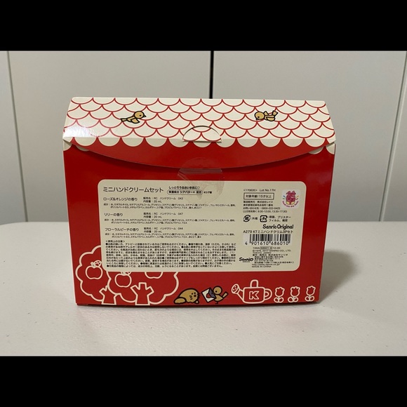 Hello Kitty Hand Cream Set NWT - Picture 2 of 2